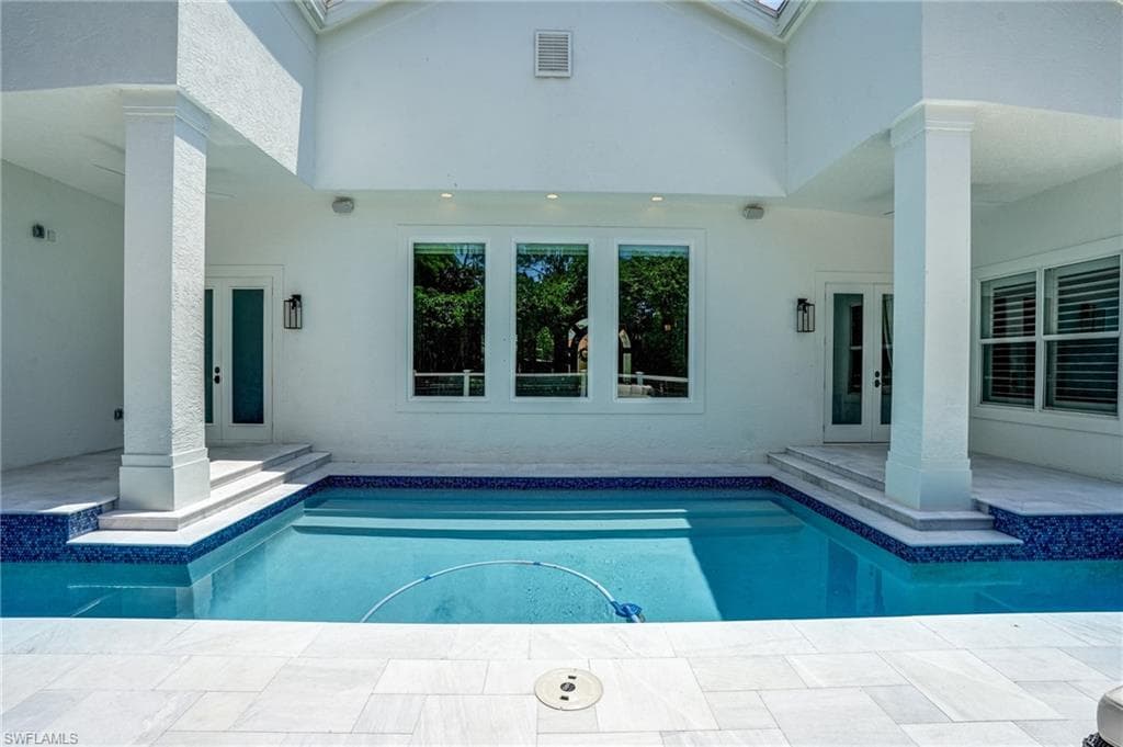 7562 Cordoba CIR, NAPLES FL 34109-36