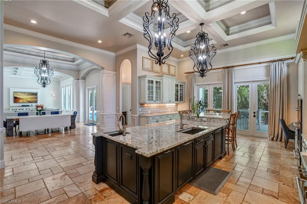7562 Cordoba CIR, NAPLES FL 34109-10