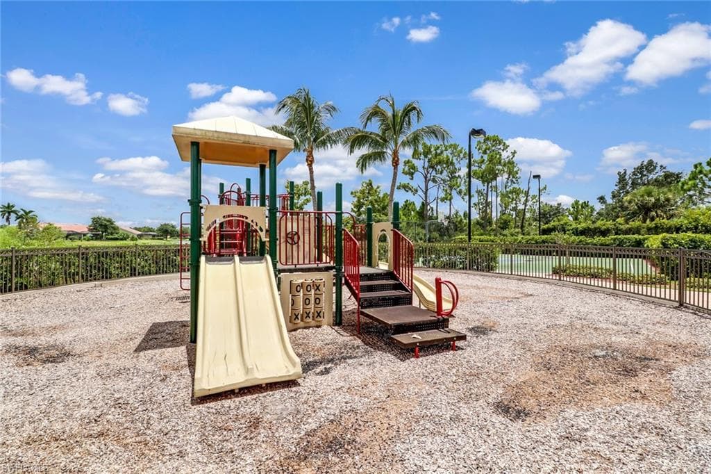 15464 Cortona WAY, NAPLES FL 34120-46