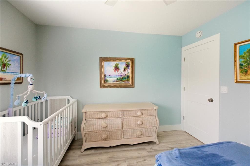 688 Wiggins Lake DR # 201, NAPLES FL 34110-21