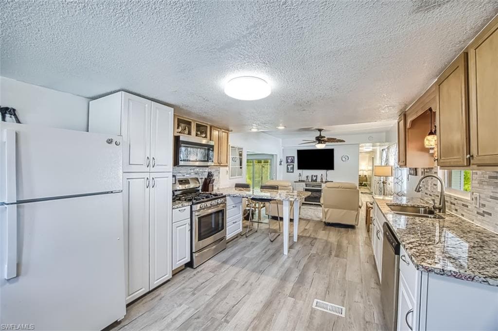 114 Moorhead MNR # 114, NAPLES FL 34112-11