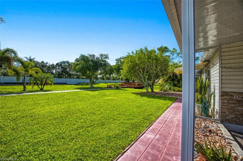 114 Moorhead MNR # 114, NAPLES FL 34112-6