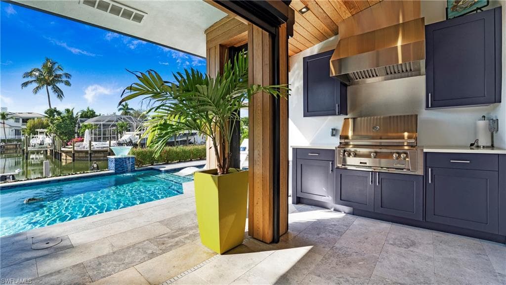 1650 Mullet CT, NAPLES FL 34102-31