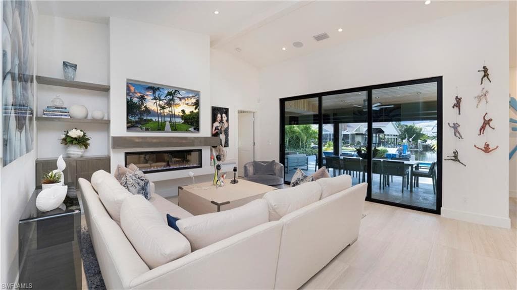 1650 Mullet CT, NAPLES FL 34102-14