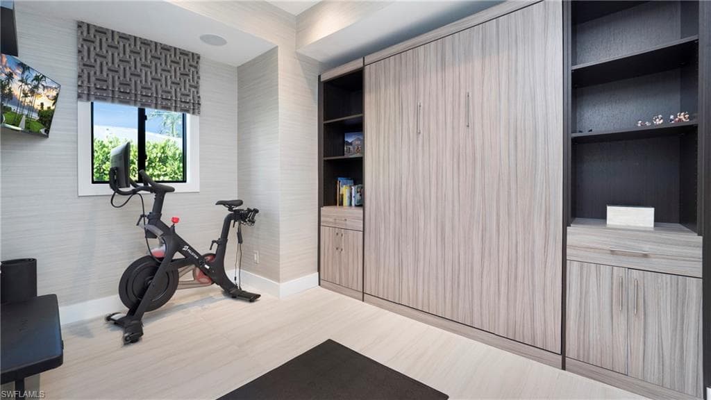 1650 Mullet CT, NAPLES FL 34102-24