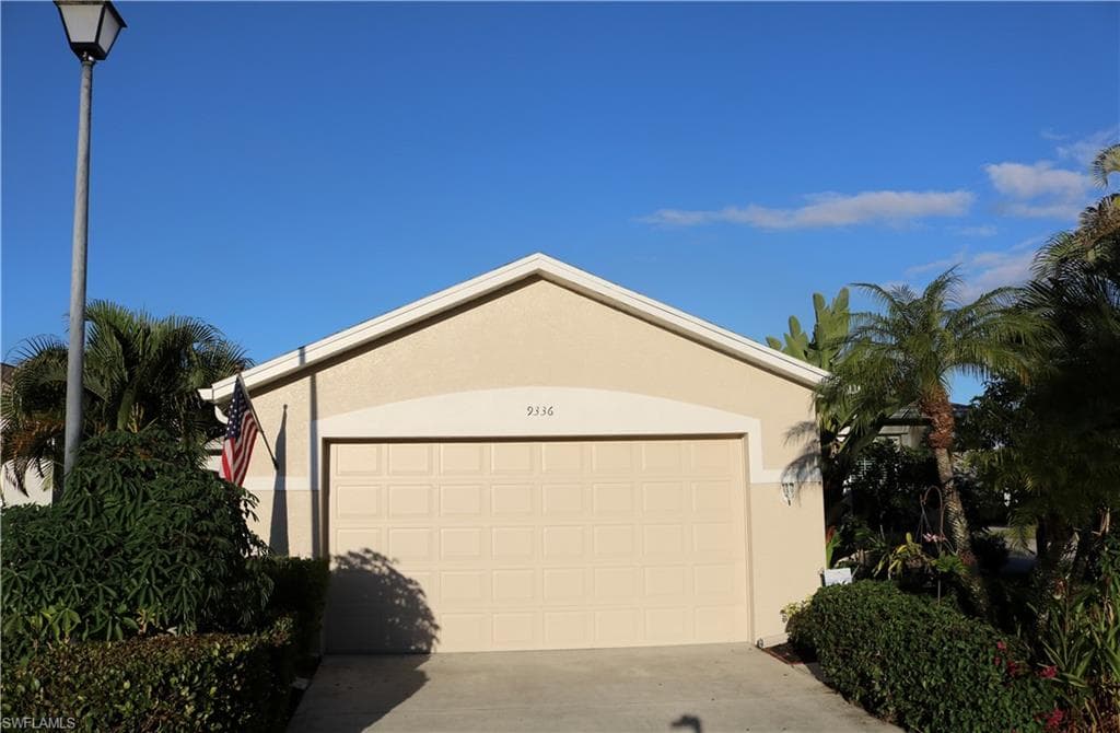 9336 Lake Abby LN-1