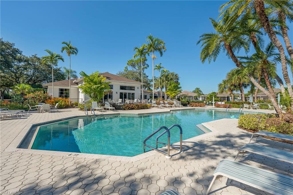 9336 Lake Abby LN-19