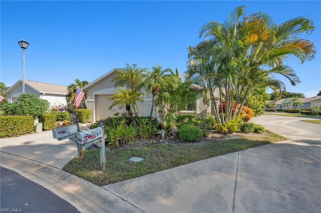 9336 Lake Abby LN-3