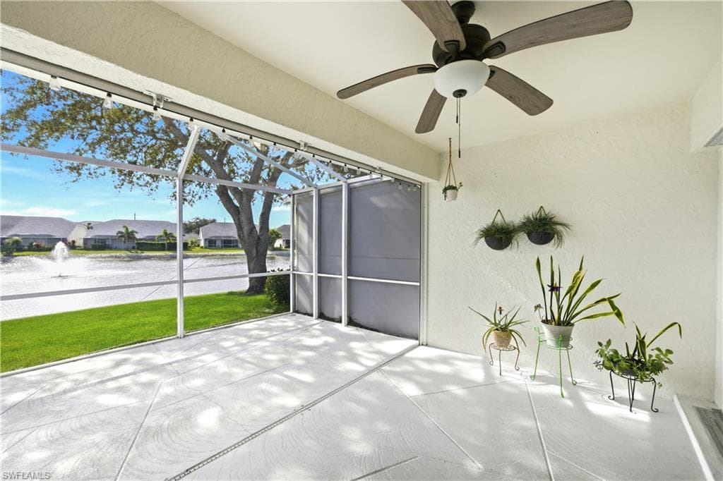 6222 Shadowood CIR, NAPLES FL 34112-22