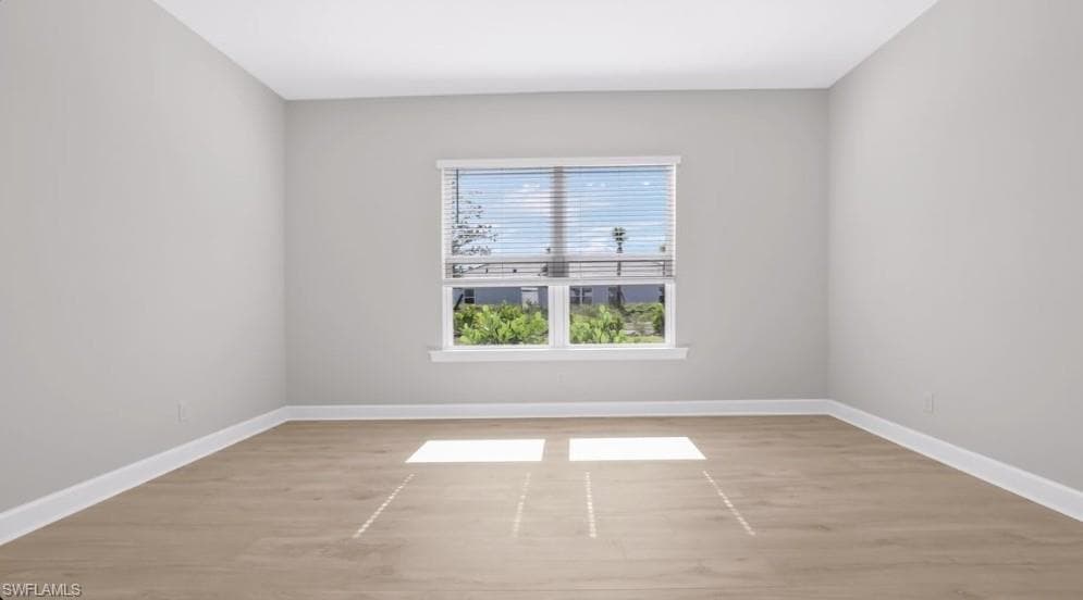 26909 Victoria PL-12