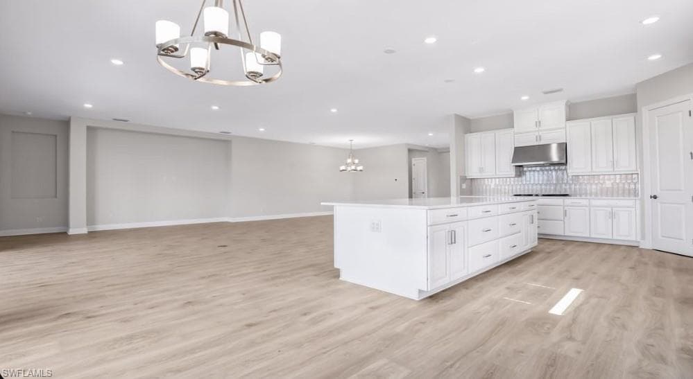 26909 Victoria PL-15