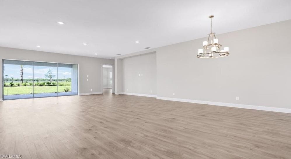 26909 Victoria PL-3