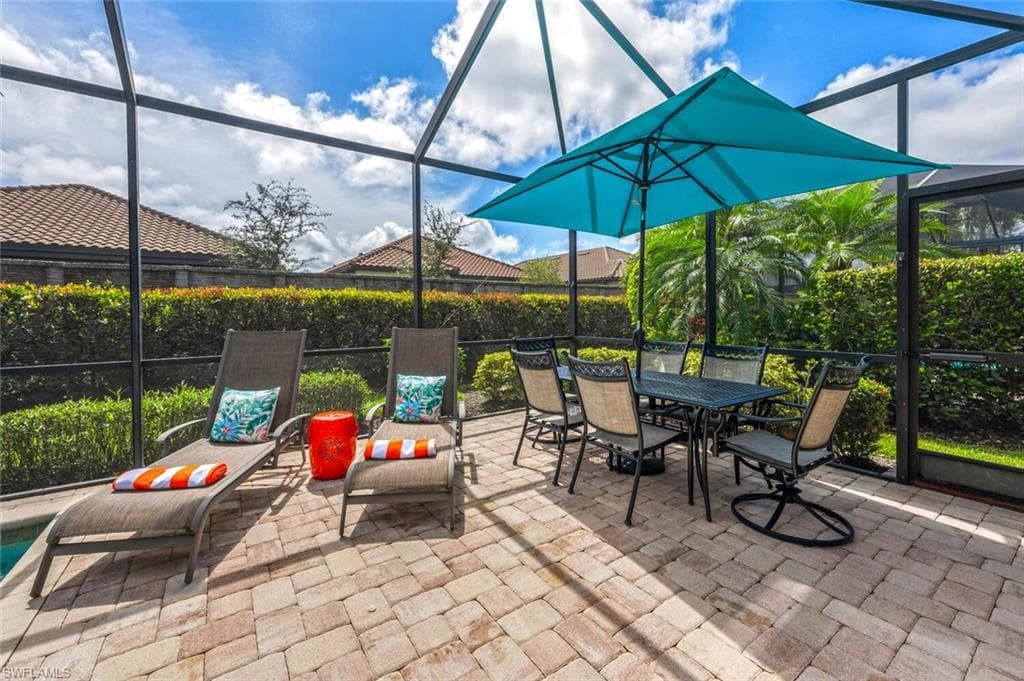 8332 Lucello TER N, NAPLES FL 34114-1