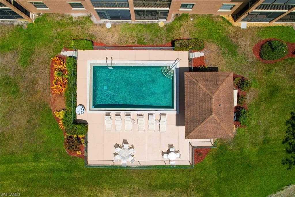 5535 Rattlesnake Hammock RD # 205, NAPLES FL 34113-2