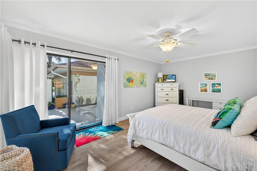 521 Lake Louise CT # 103, NAPLES FL 34110-20