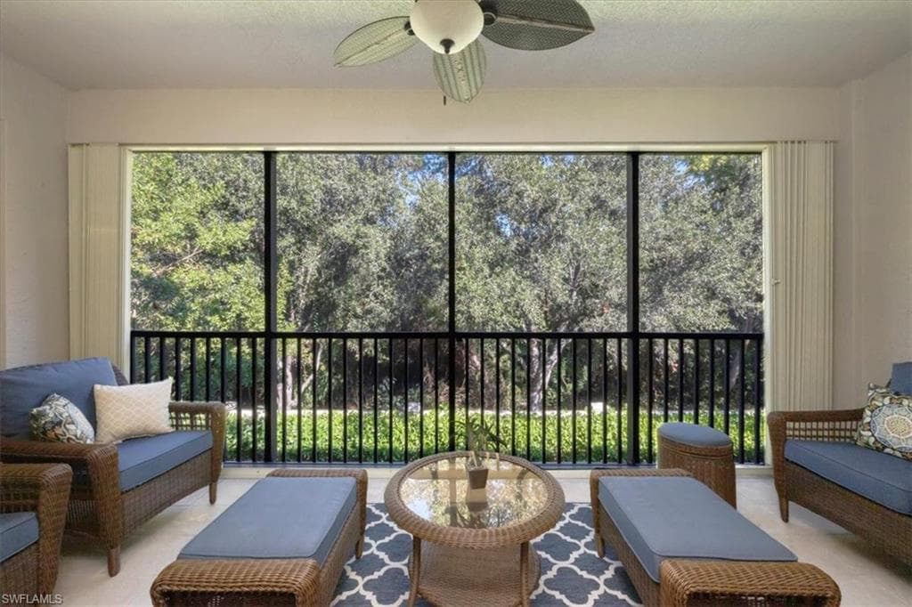 6502 Monterey PT # 202, NAPLES FL 34105-29