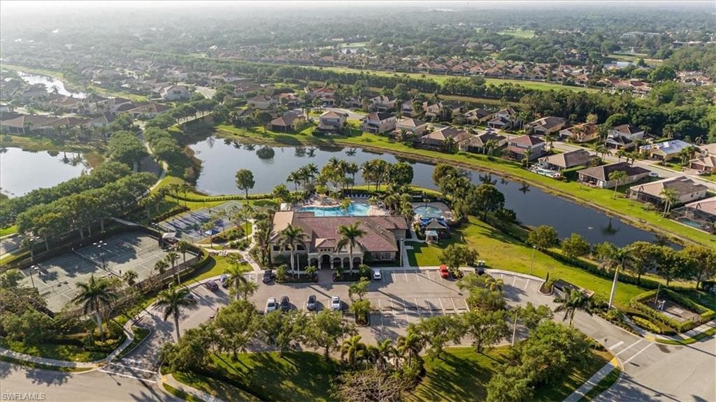 6502 Monterey PT # 202, NAPLES FL 34105-33