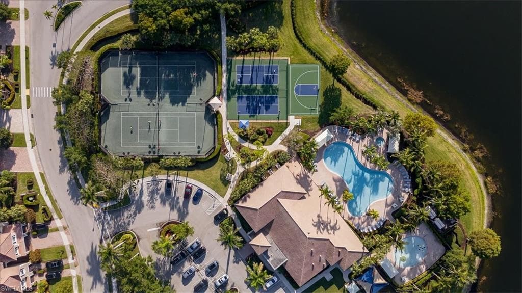 6502 Monterey PT # 202, NAPLES FL 34105-37