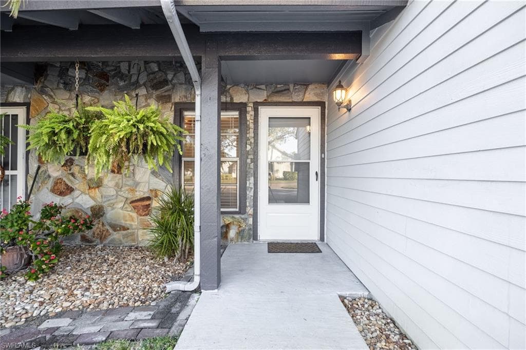 10623 Arlingford BLVD, LEHIGH ACRES FL 33936-1