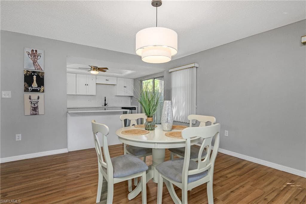 3538 Silver Pine CT # 87, SARASOTA FL 34231-3