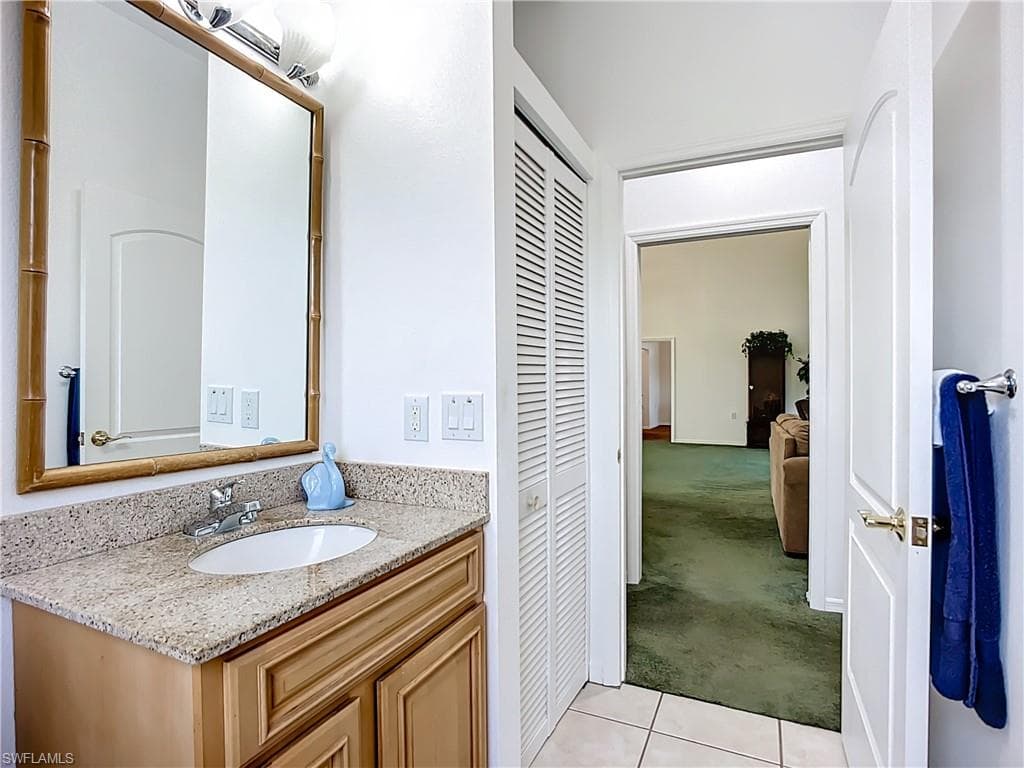 4353 Hidden River RD, SARASOTA FL 34240-31