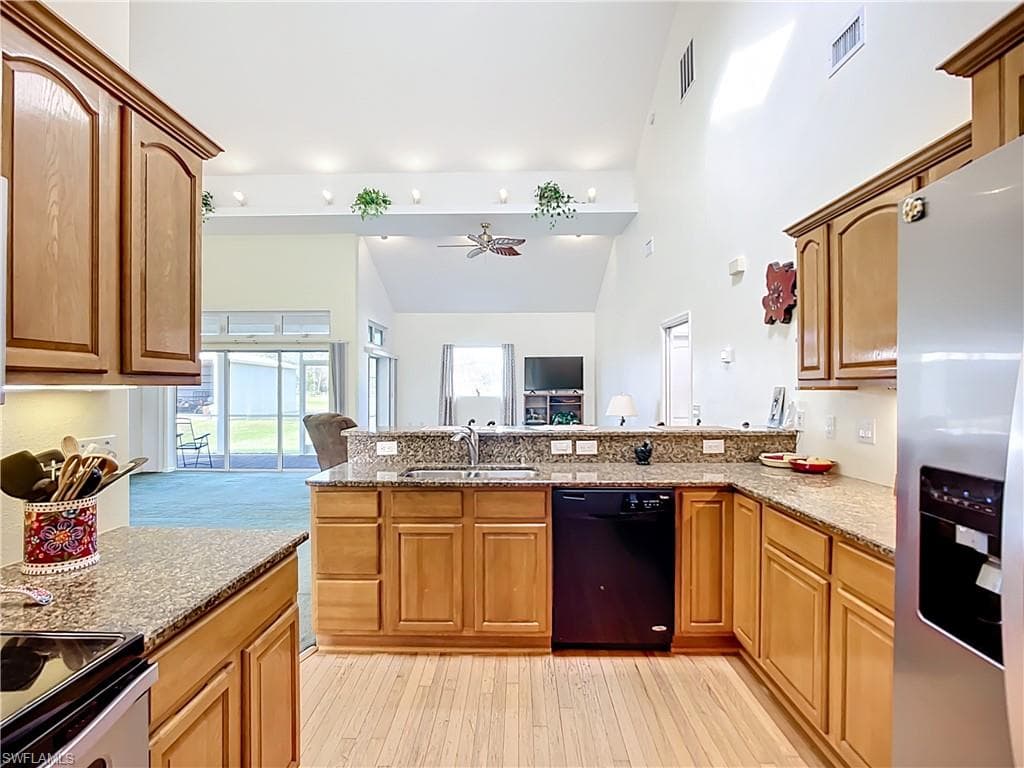 4353 Hidden River RD, SARASOTA FL 34240-10