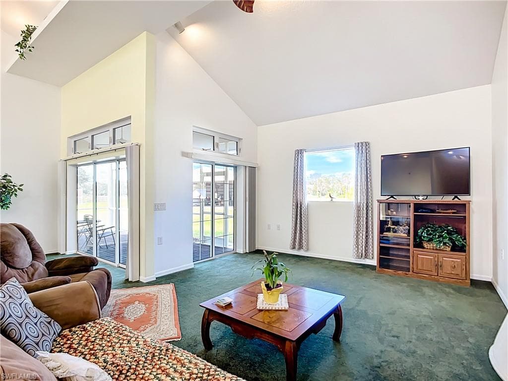 4353 Hidden River RD, SARASOTA FL 34240-18