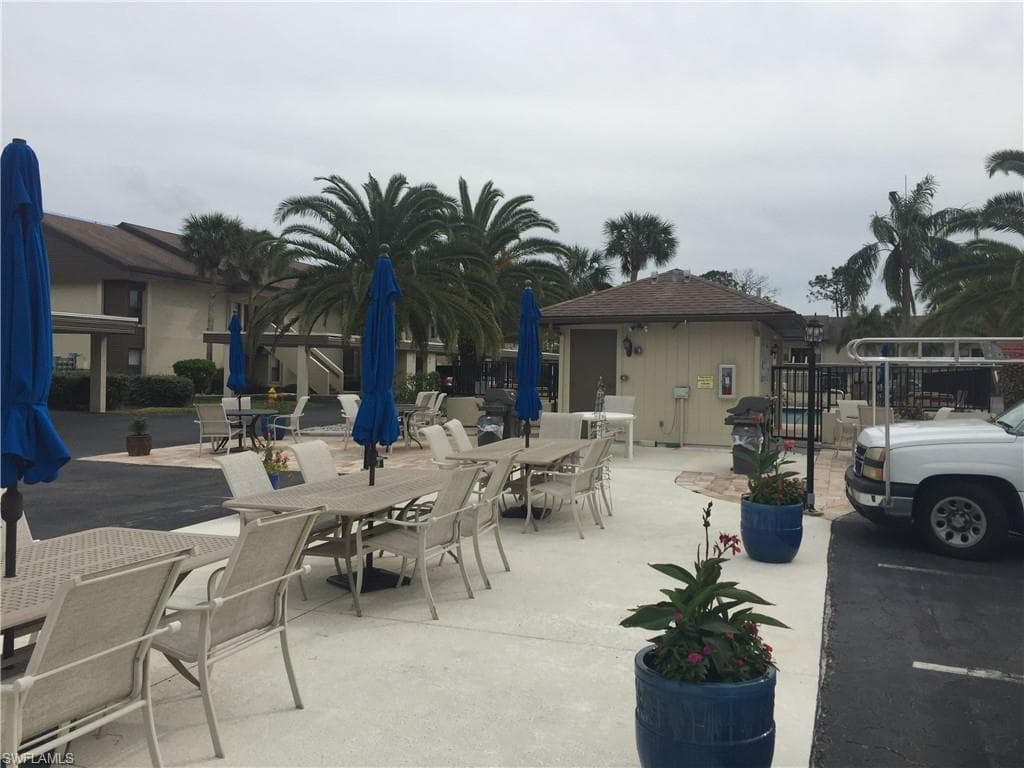 5770 Trailwinds DR # 211, FORT MYERS FL 33907-26
