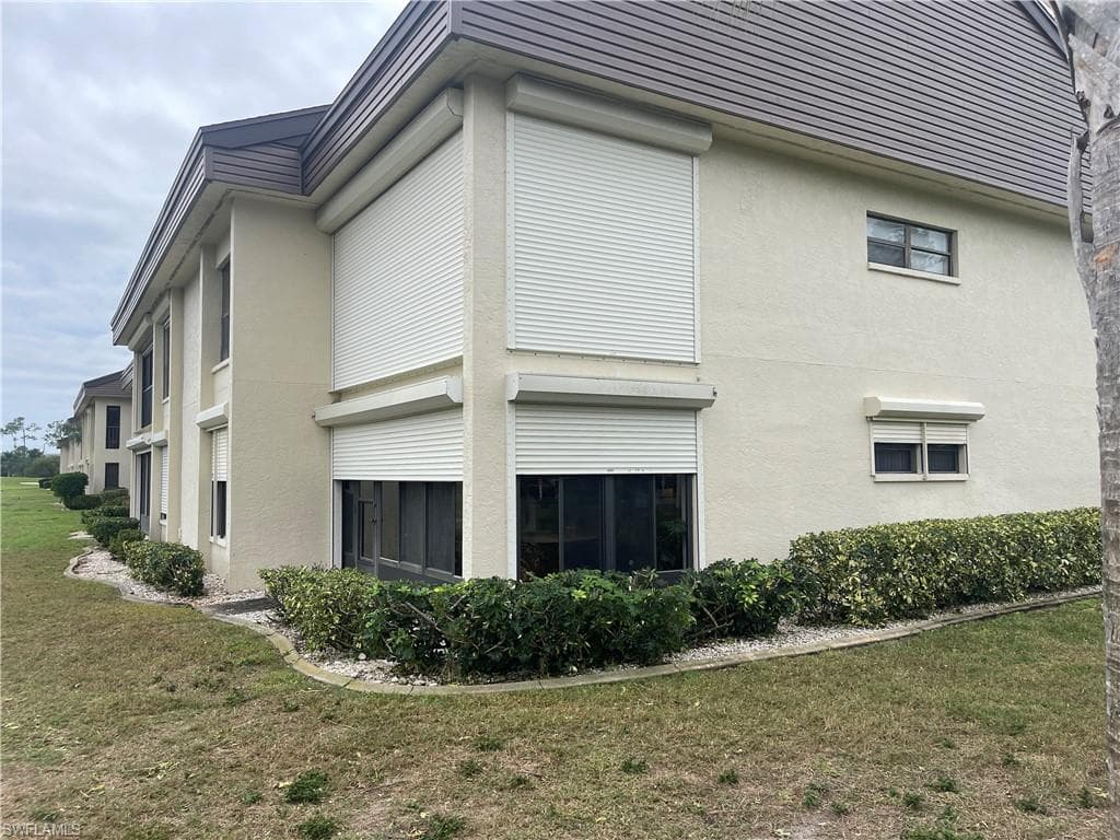 5770 Trailwinds DR # 211, FORT MYERS FL 33907-12
