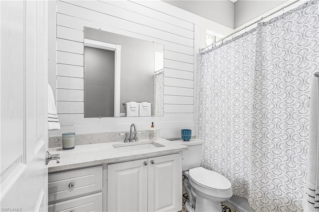 7549 Garibaldi CT, NAPLES FL 34114-22