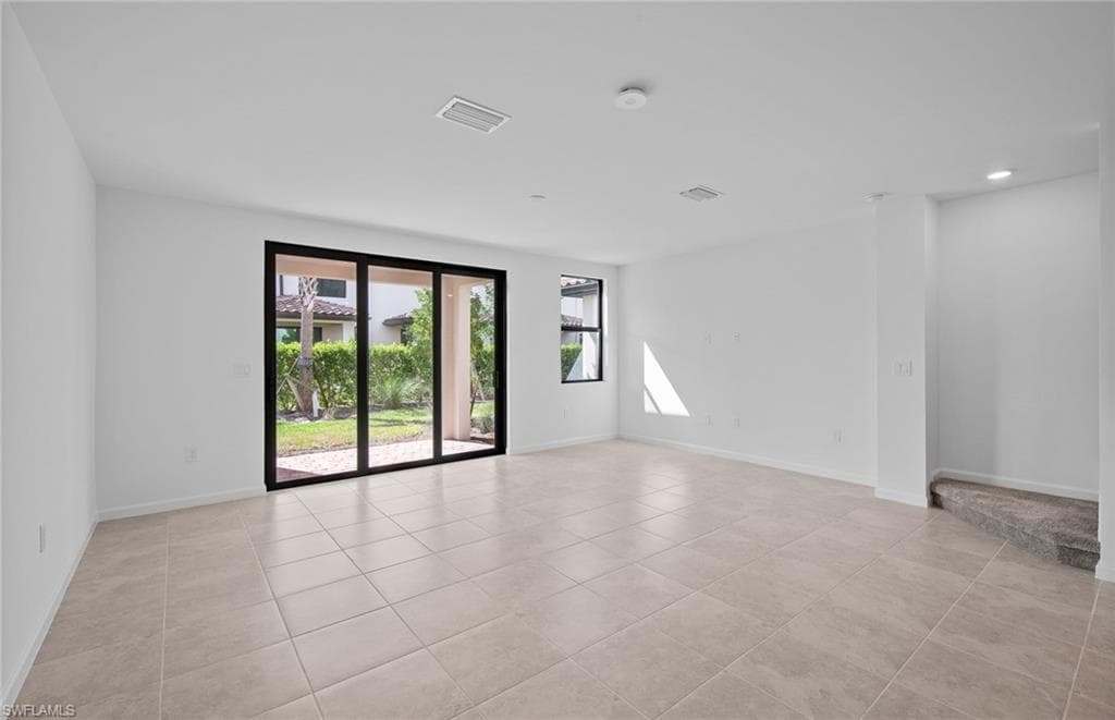 1644 Lake Jessup CIR, CAPE CORAL FL 33909-9