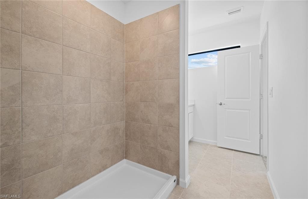 1644 Lake Jessup CIR, CAPE CORAL FL 33909-14