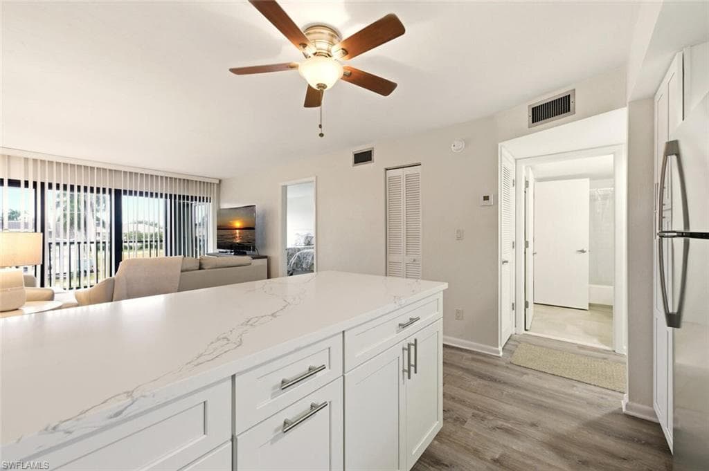 1012 Anglers CV # D304, MARCO ISLAND FL 34145-6