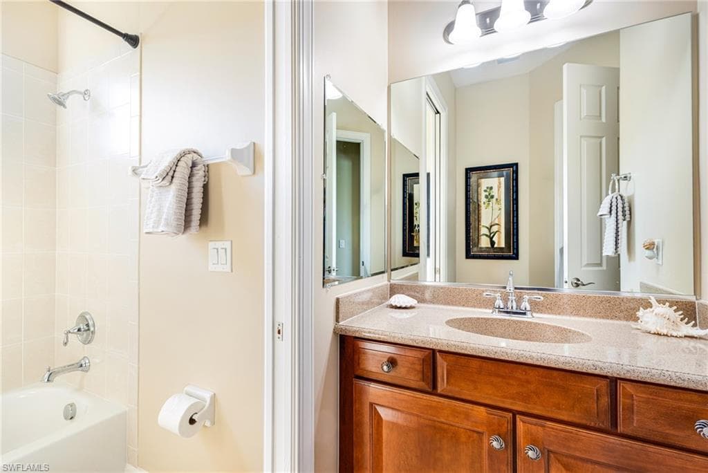 5710 Whispering Willow WAY, FORT MYERS FL 33908-26