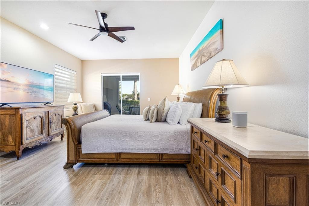 5710 Whispering Willow WAY, FORT MYERS FL 33908-17