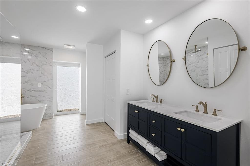 27164 Edenbridge CT, BONITA SPRINGS FL 34135-22