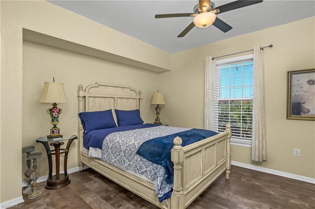 23500 Walden Center DR # 303, ESTERO FL 34134-15