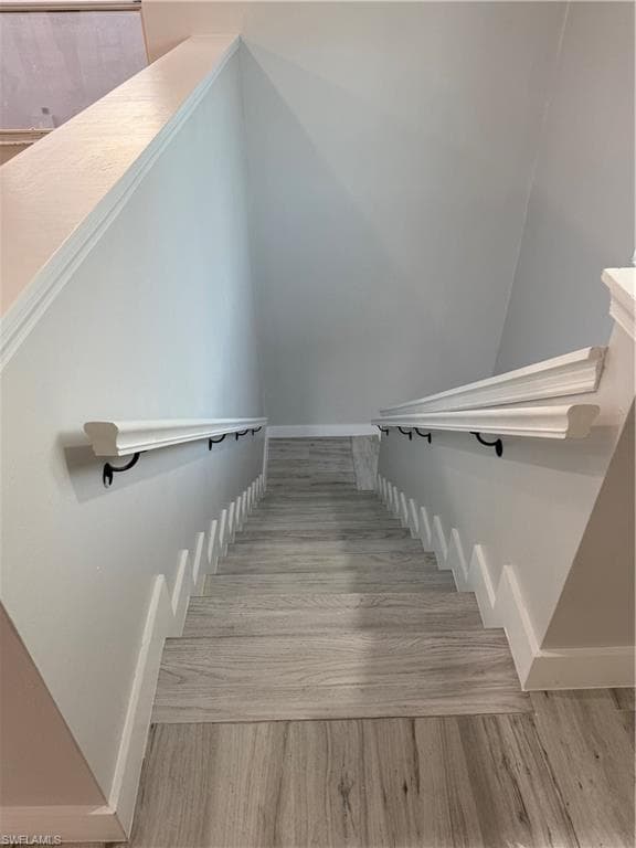 834 Gulf Pavilion DR # 204, NAPLES FL 34108-2