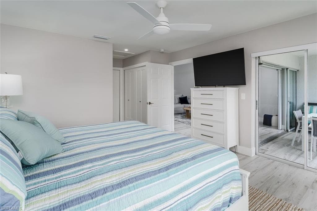 834 Gulf Pavilion DR # 204, NAPLES FL 34108-18