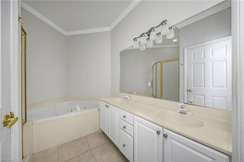 22801 Sago Pointe DR # 1305, ESTERO FL 34135-13