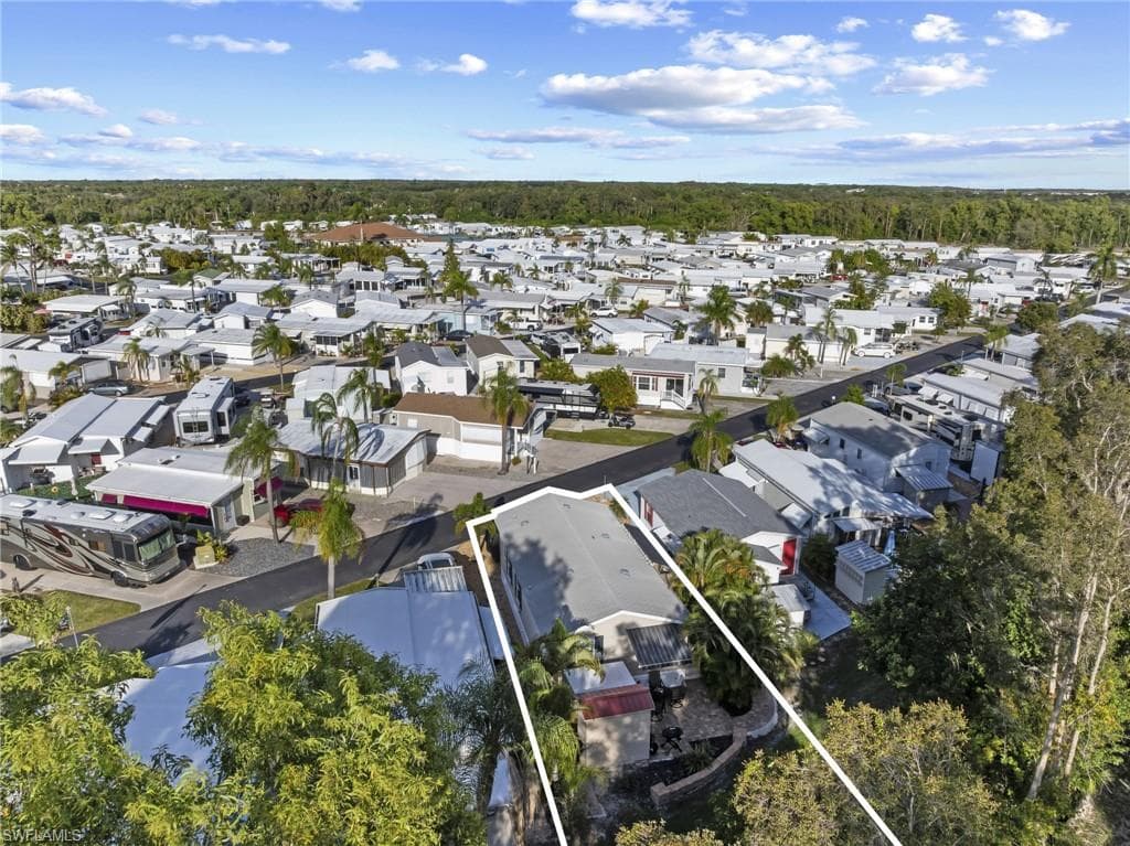 8528 Pepperwood DR, ESTERO FL 33928-26