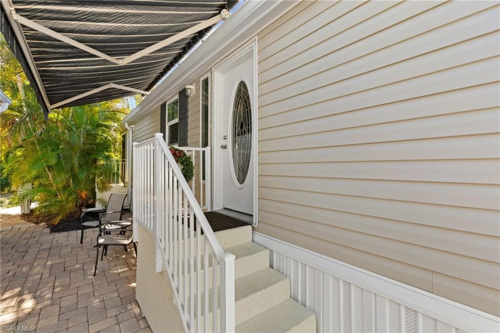 8528 Pepperwood DR, ESTERO FL 33928-2