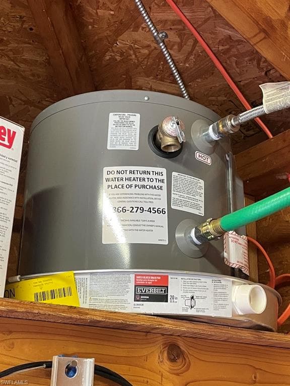 10313 Nightwood DR, FORT MYERS FL 33905-13