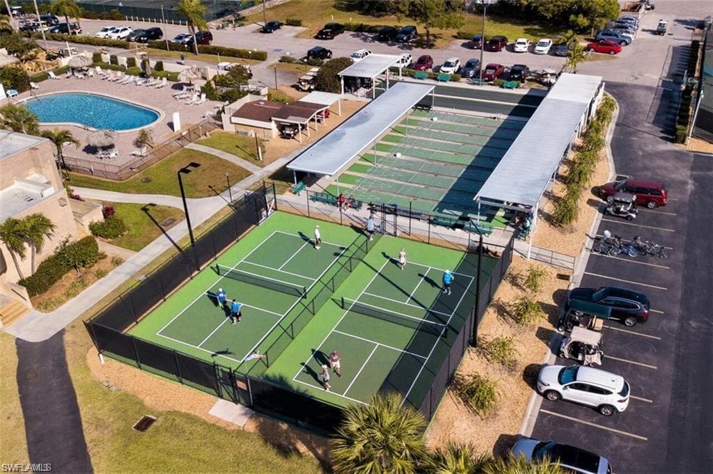 6102 Augusta DR # 305, FORT MYERS FL 33907-25