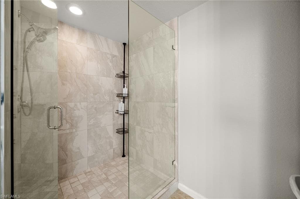12930 Positano CIR # 307, NAPLES FL 34105-11