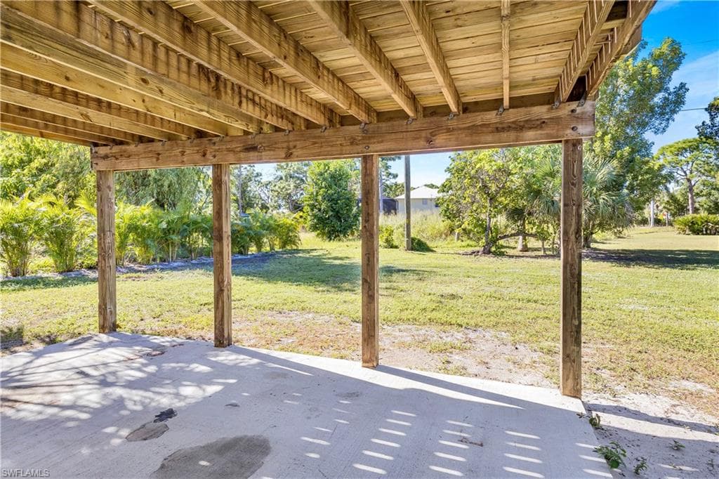10697 Holly RD, BOKEELIA FL 33922-15
