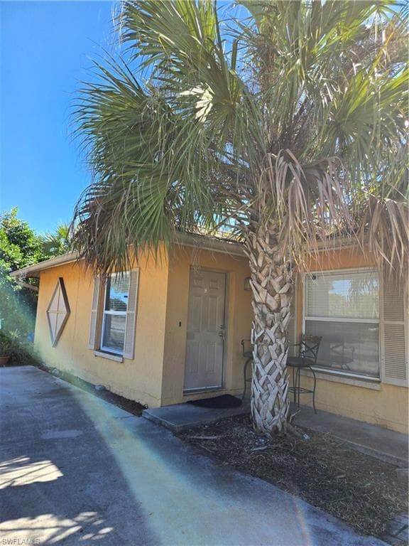 5400 Golden Gate PKWY, NAPLES FL 34116-1