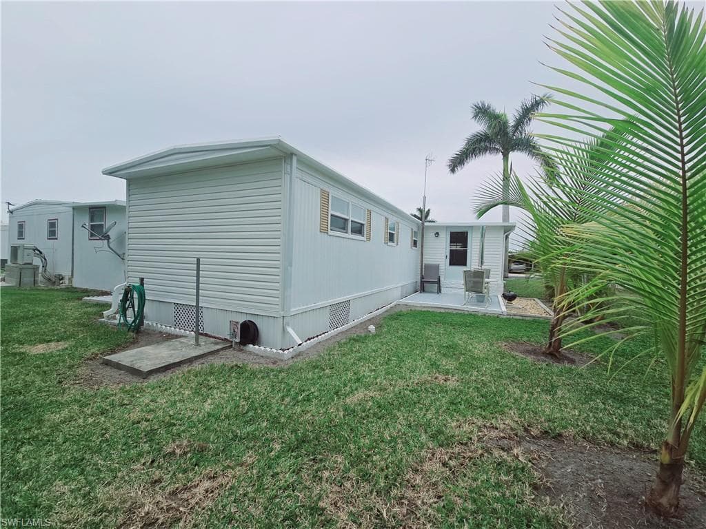 113 Enchanting BLVD, NAPLES FL 34112-15