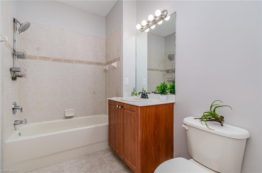 6071 Jonathans Bay CIR # 101, FORT MYERS FL 33908-22