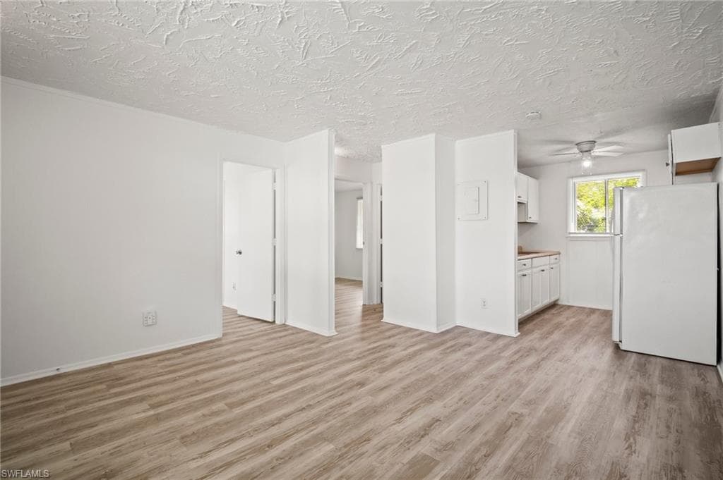 3215 Jeffcott ST, FORT MYERS FL 33916-11